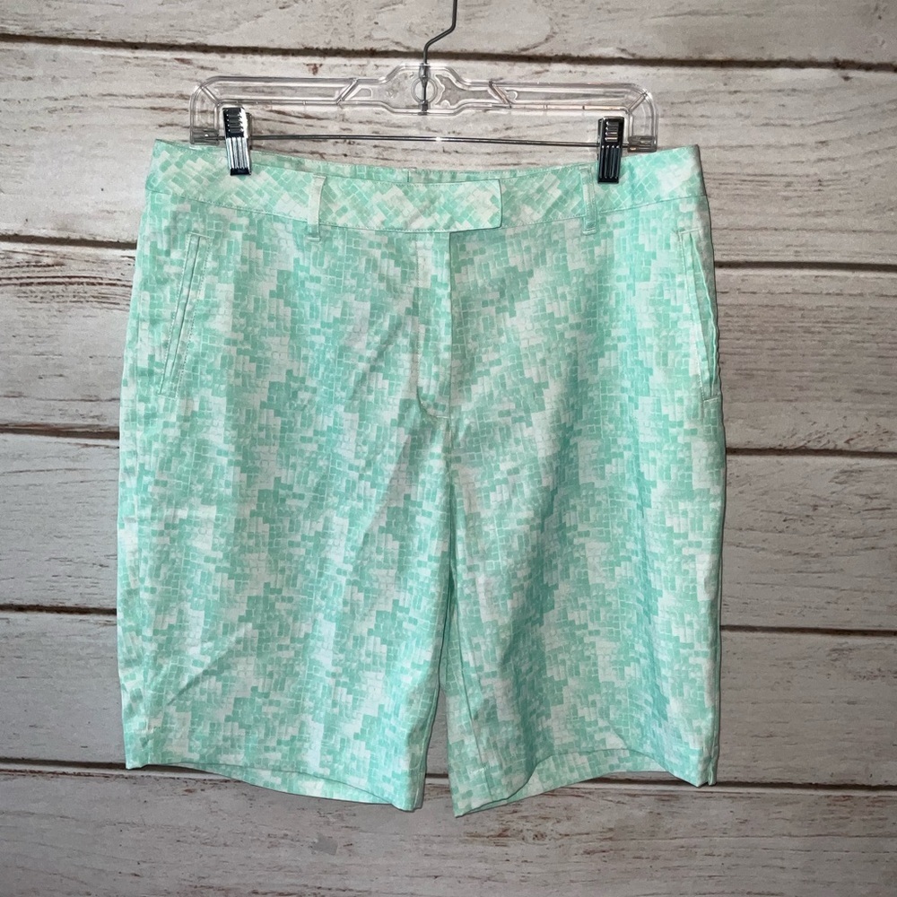 Lady Hagen Golf Shorts Size 10 Aqua Mint Geometric Print Stretchy Flat Front